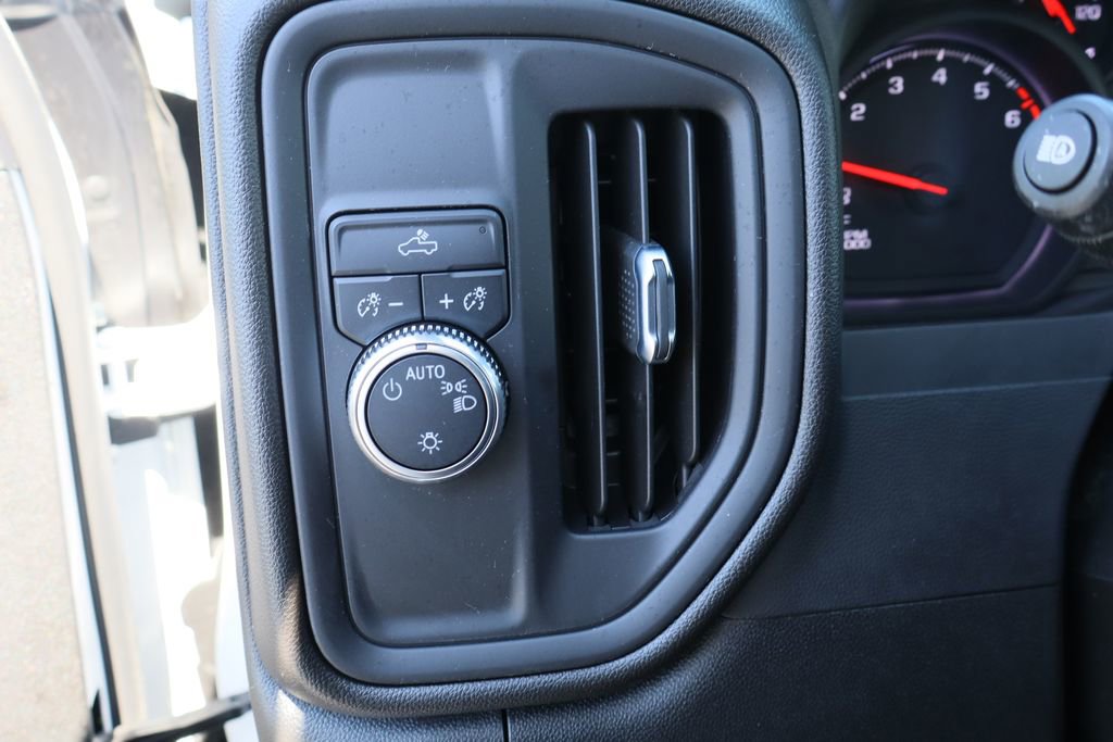 Certified 2024 GMC Sierra 1500 Pro w/ Convenience Package image 11