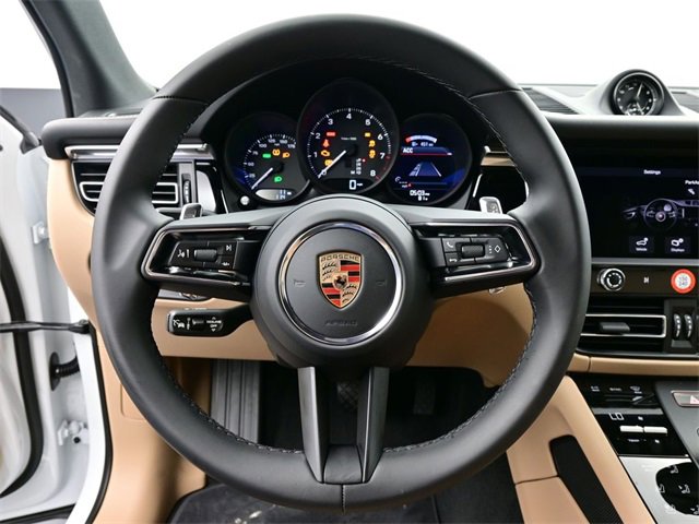 New 2026 Porsche Macan image 10