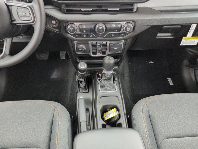 New 2026 Jeep Wrangler Unlimited Sport AWD/4WD image 18