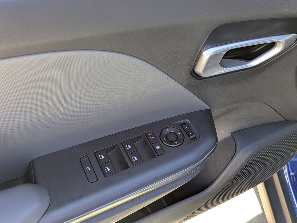 Used 2025 Kia K4 FWD image 8