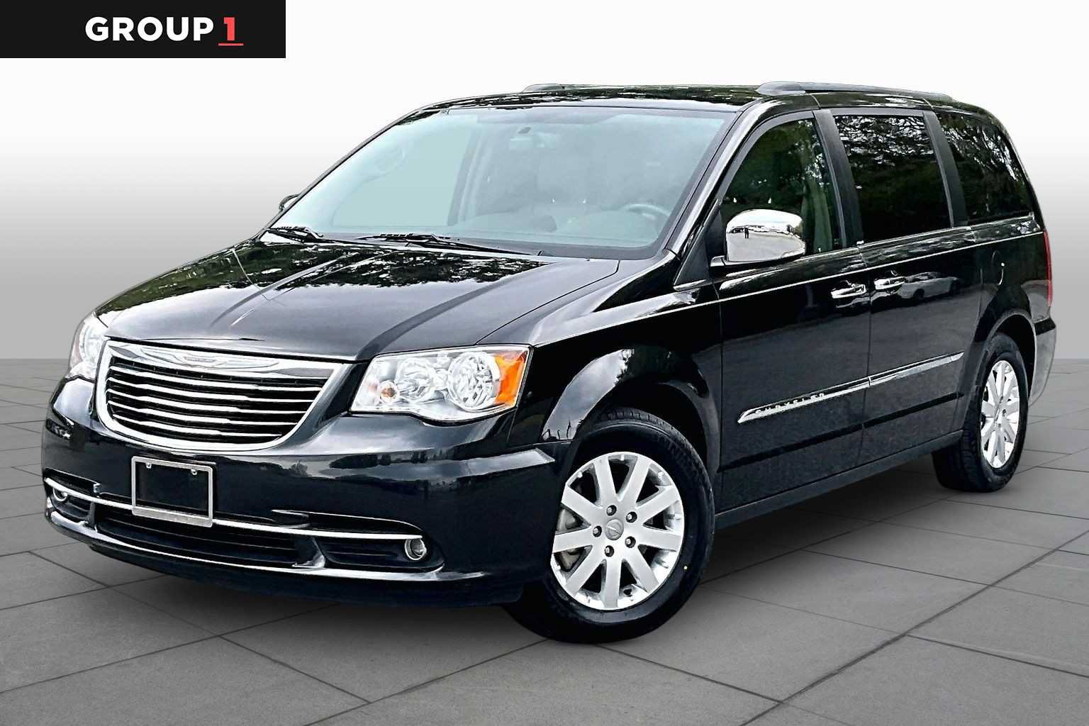 Used 2012 Chrysler Town & Country Touring-L w/ Entertainment Group #2