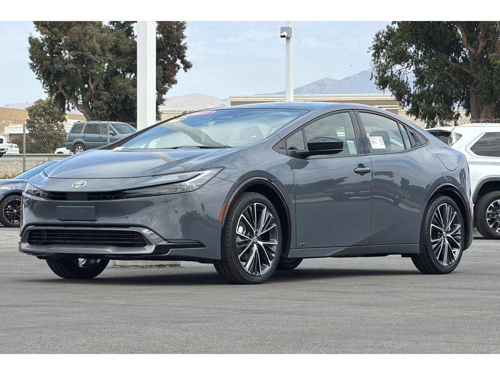 New 2027 Toyota Prius XLE AWD/4WD image 8