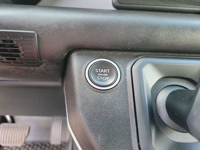 Used 2021 Land Rover Defender 110 X-Dynamic HSE AWD/4WD image 25