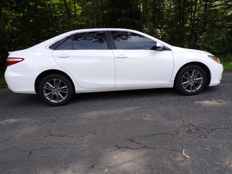Used 2017 Toyota Camry SE FWD image 11