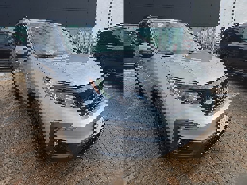 Used 2021 Honda Pilot Special Edition image 3