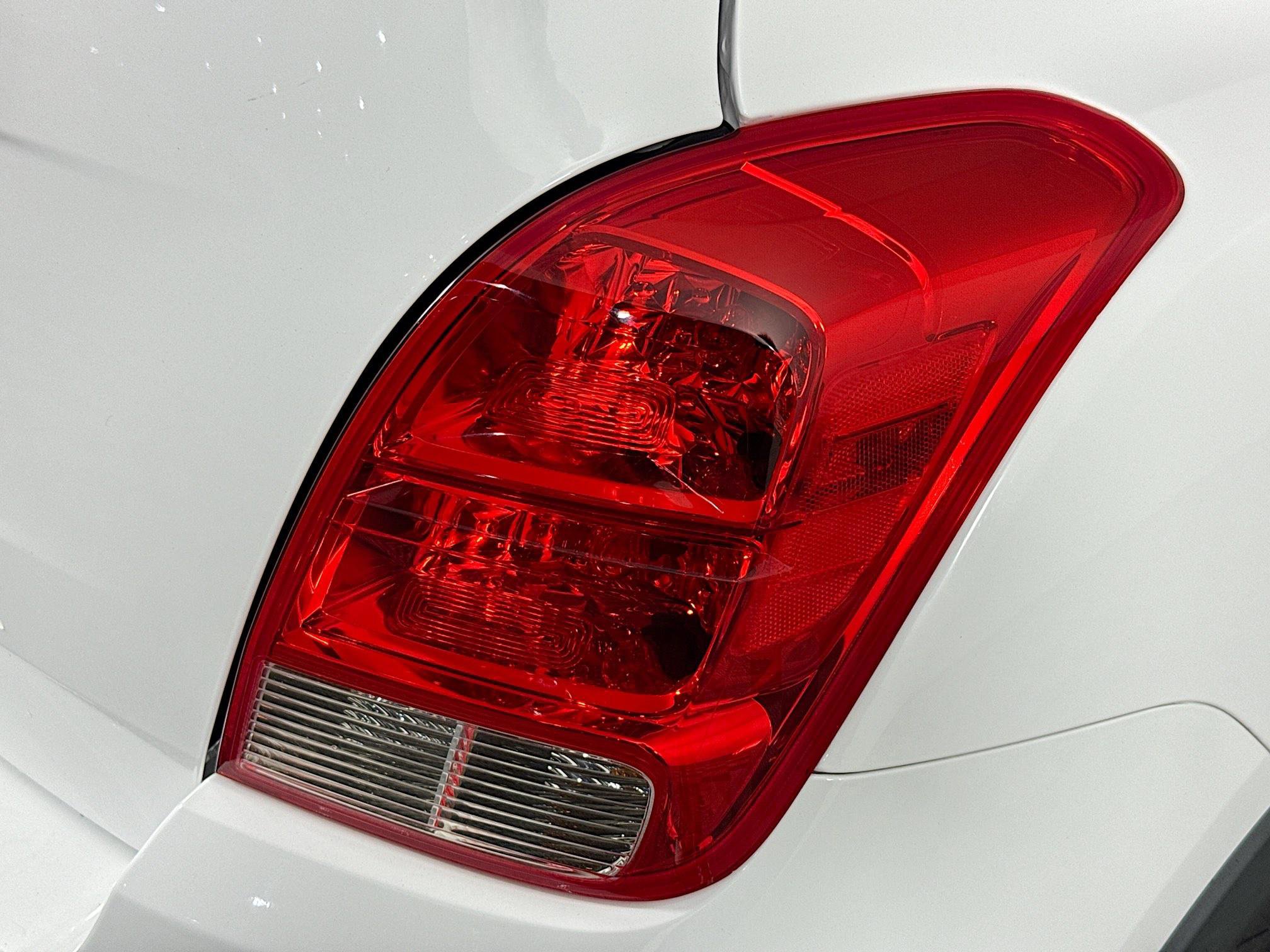 Used 2017 Chevrolet Trax LS image 31