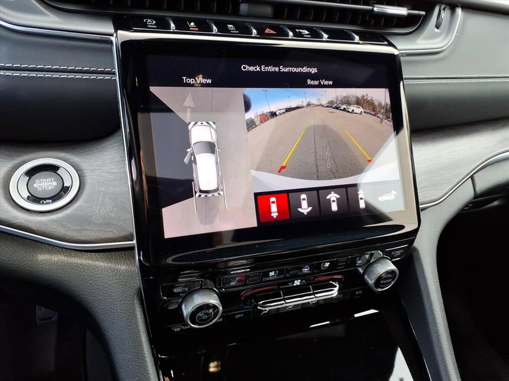 Used 2021 Jeep Grand Cherokee L Overland w/ Advanced Protech Group III image 24