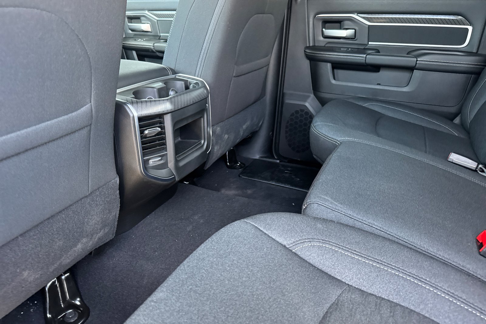 New 2026 RAM 2500 Big Horn AWD/4WD image 11