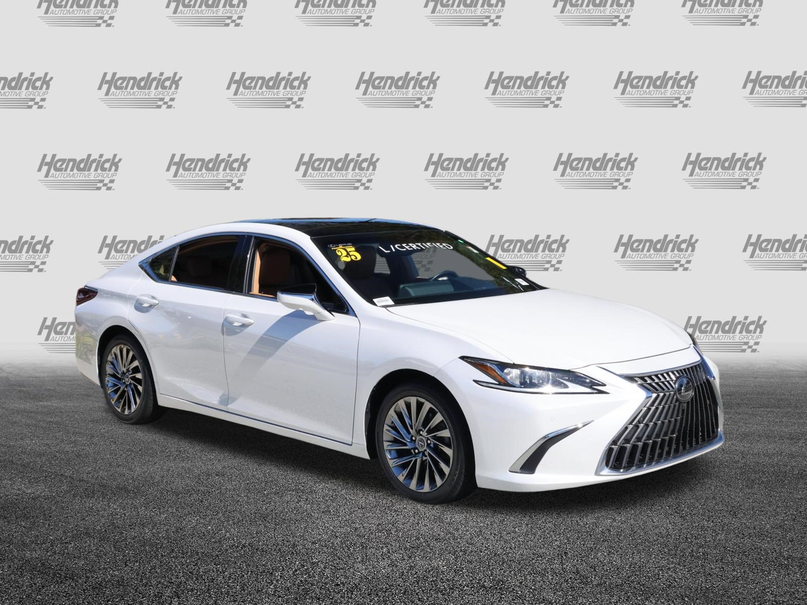 Certified 2025 Lexus ES 350 w/ Technology Package FWD image 2