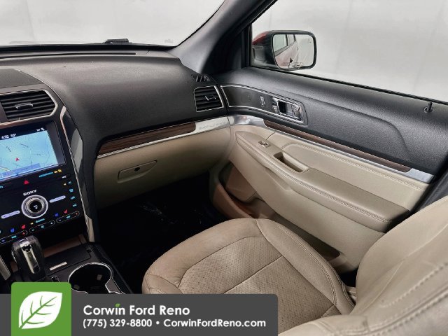 Used 2019 Ford Explorer Limited w/ Class III Trailer Tow Package AWD/4WD image 27