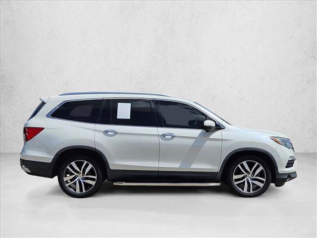 Used 2017 Honda Pilot Touring image 4