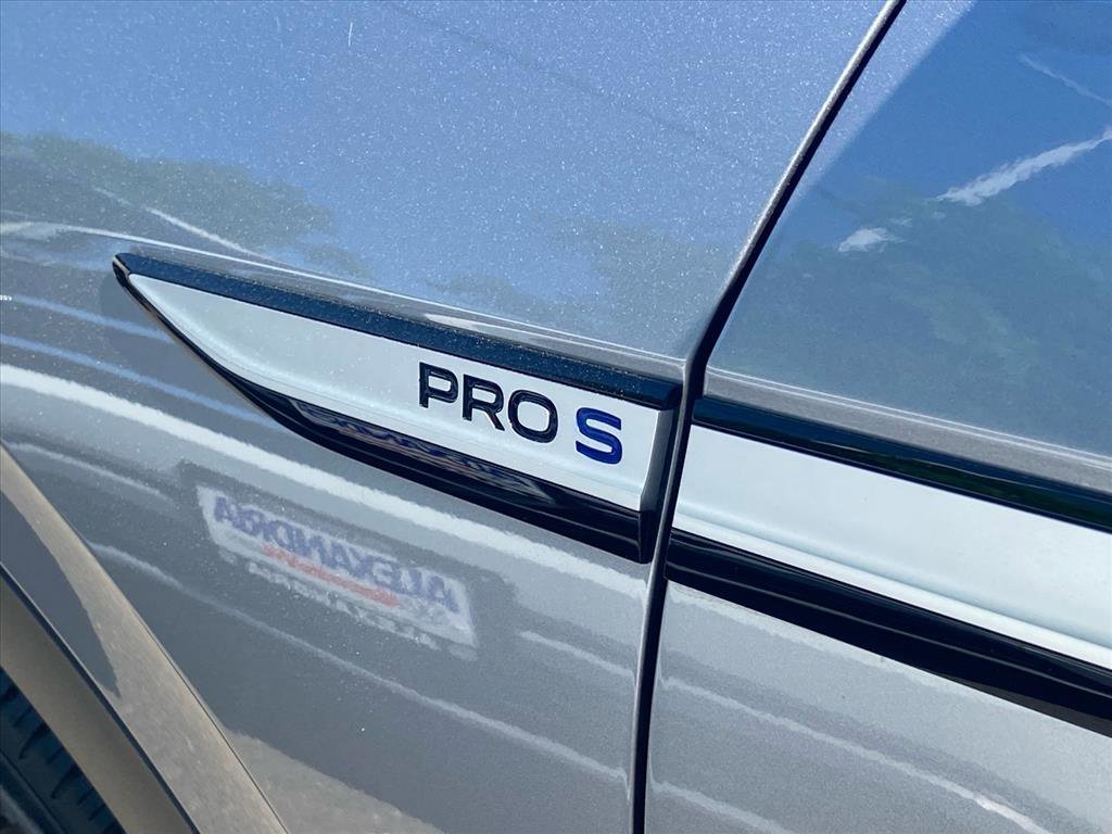 Used 2023 Volkswagen ID.4 Pro S image 6