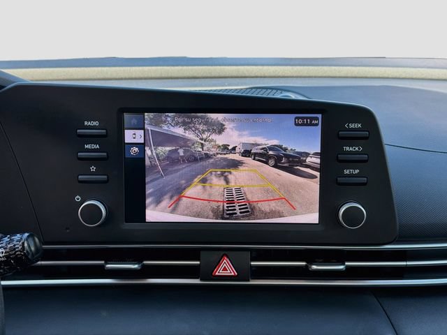 Certified 2024 Hyundai Elantra SE FWD image 13