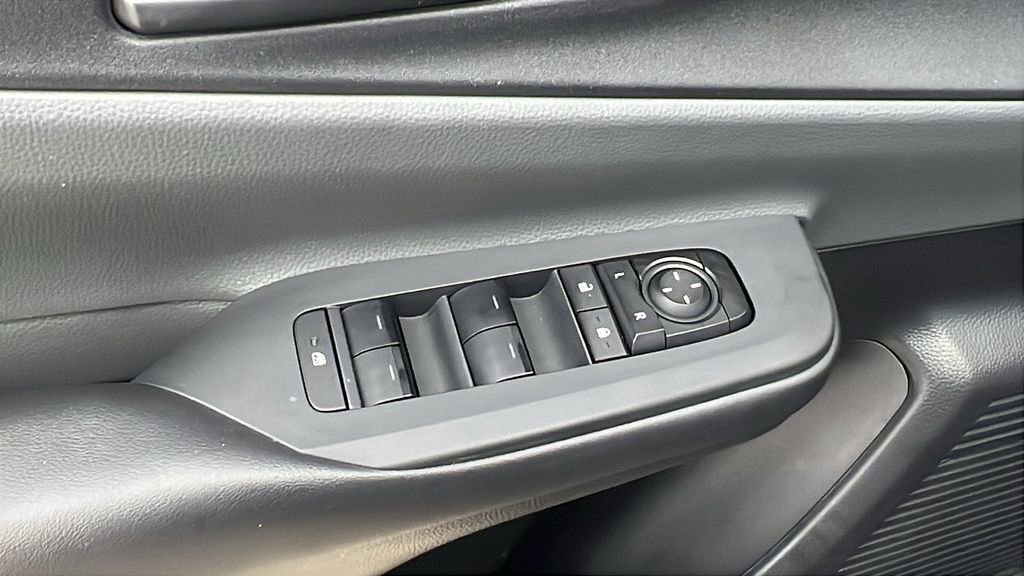 Used 2024 Toyota Prius LE image 15