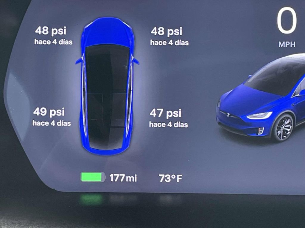 Used 2018 Tesla Model X 75D image 39