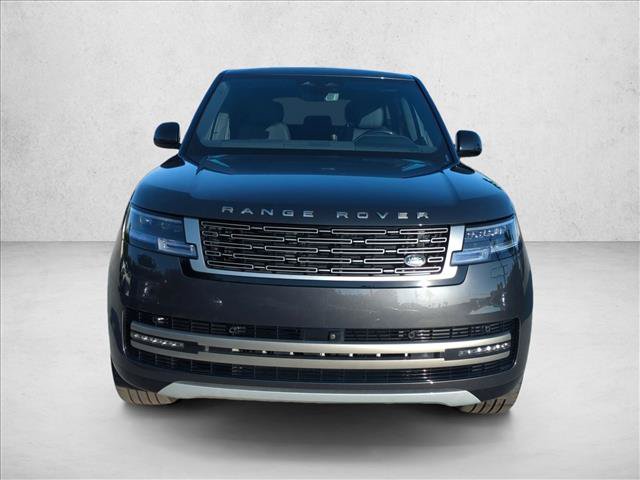 Used 2025 Land Rover Range Rover SE AWD/4WD image 2