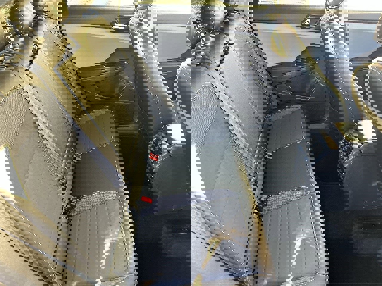 Used 2022 Volkswagen Taos SE image 10