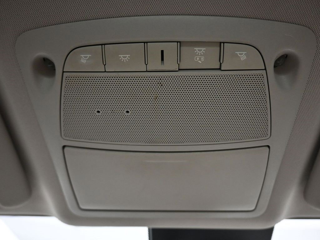 Used 2022 Nissan Rogue Sport SV w/ Technology Package image 22