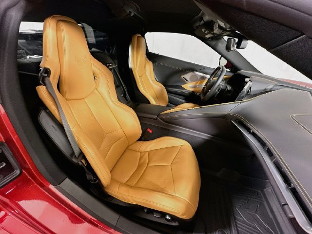 Used 2022 Chevrolet Corvette Stingray Preferred Cpe w/ Z51 Performance Package RWD image 24