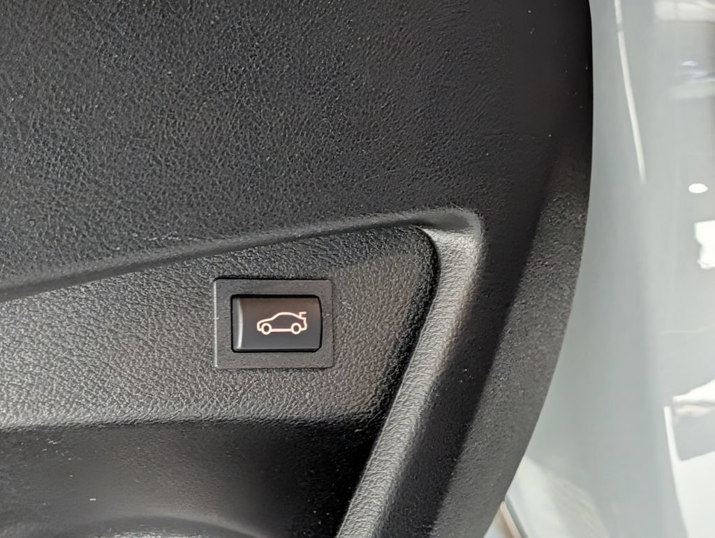 Used 2026 BMW M2 RWD image 26