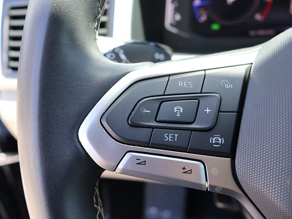 Used 2022 Volkswagen Atlas SE w/ Panoramic Sunroof Package FWD image 41