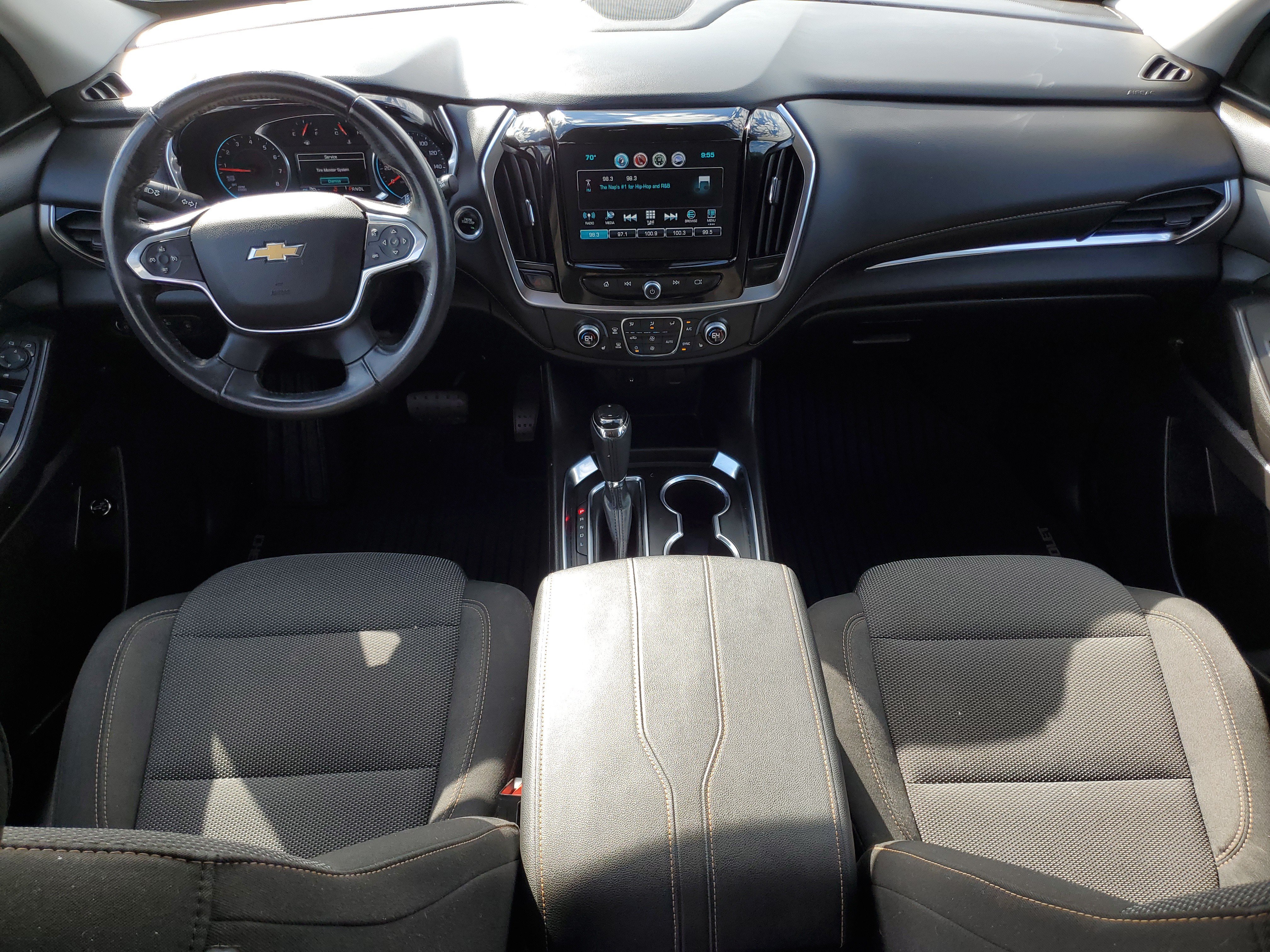 Used 2018 Chevrolet Traverse LT FWD image 13