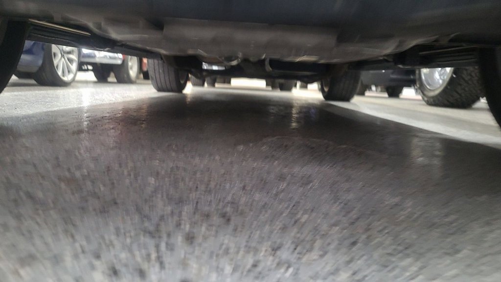 Used 2023 Cadillac Escalade Premium Luxury w/ Performance Package image 13