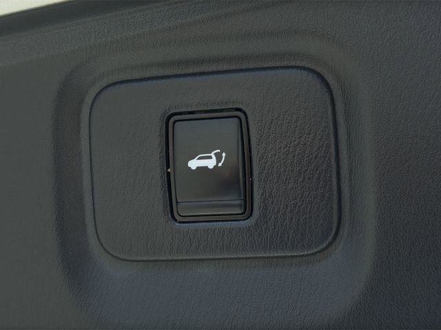 Used 2018 Nissan Pathfinder Platinum AWD/4WD image 44