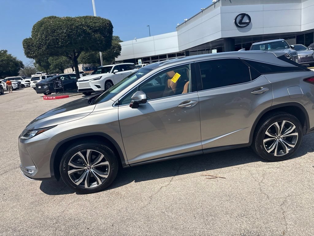 Certified 2022 Lexus RX 350 FWD w/ Premium Package image 2