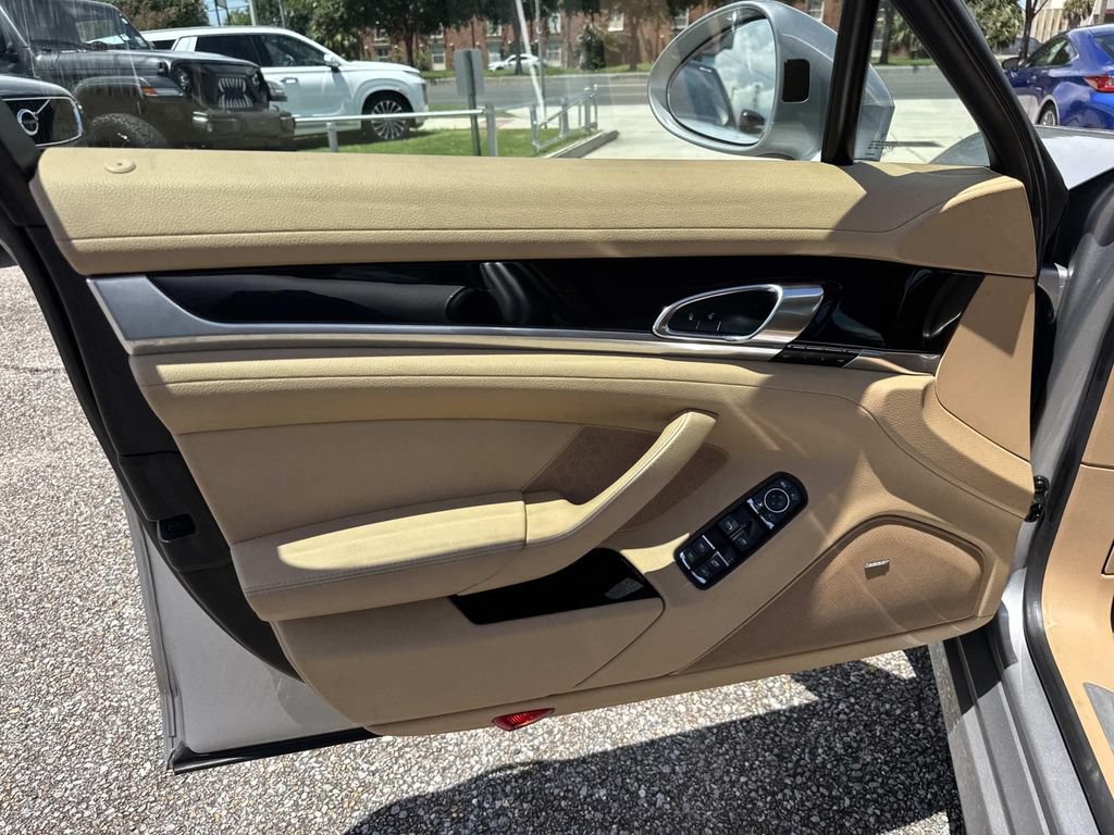 Used 2016 Porsche Panamera 4 Edition AWD/4WD image 20