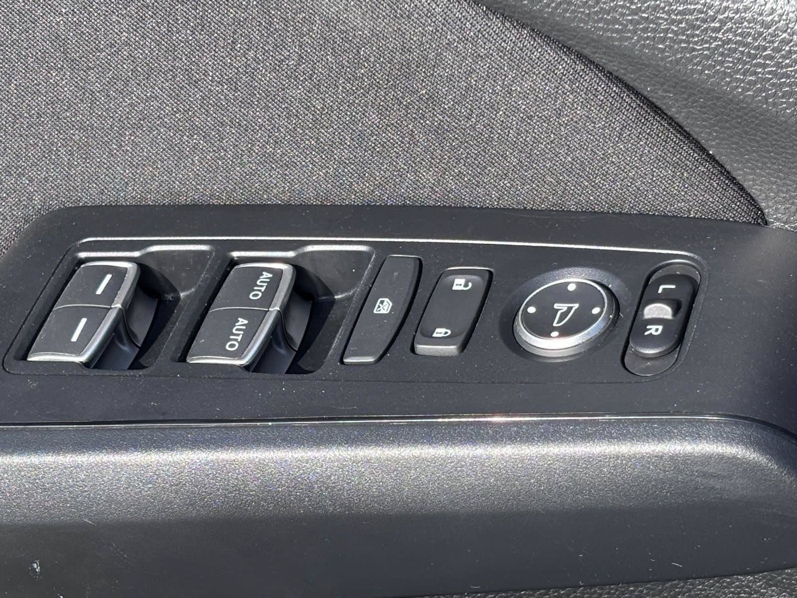 Certified 2025 Honda Civic Sport image 21