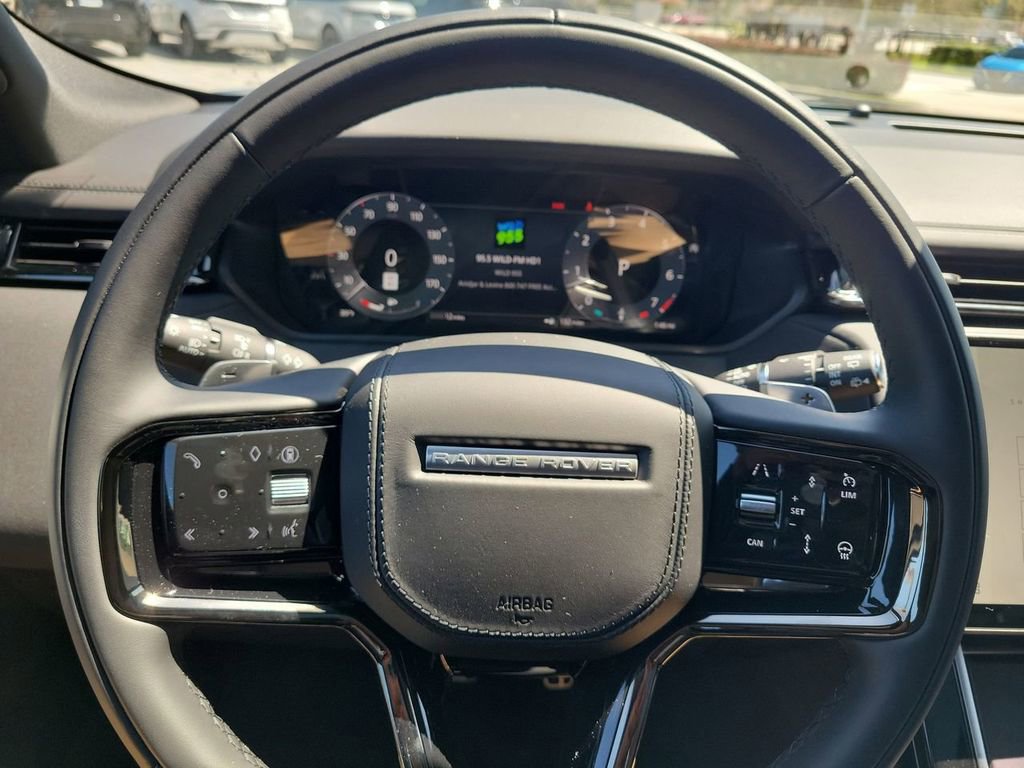 New 2026 Land Rover Range Rover Velar Dynamic SE AWD/4WD image 29