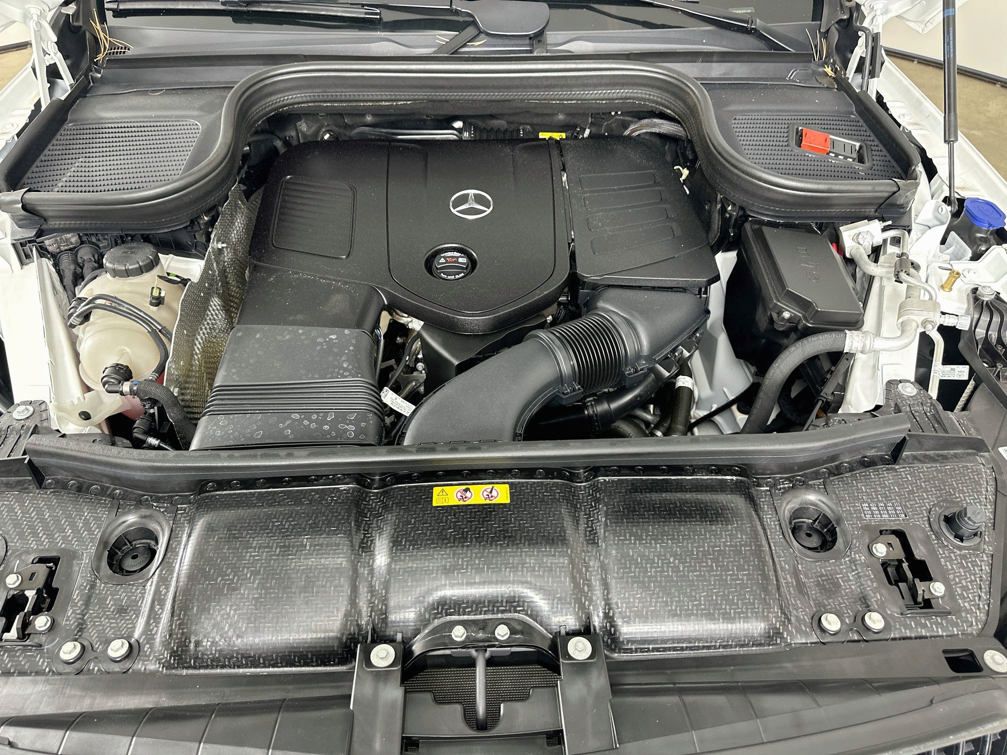 Certified 2025 Mercedes-Benz GLE 350 4MATIC w/ Winter Package image 38