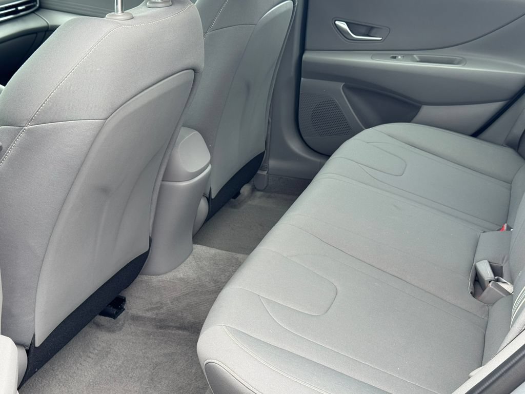 Used 2022 Hyundai Elantra SEL FWD image 20