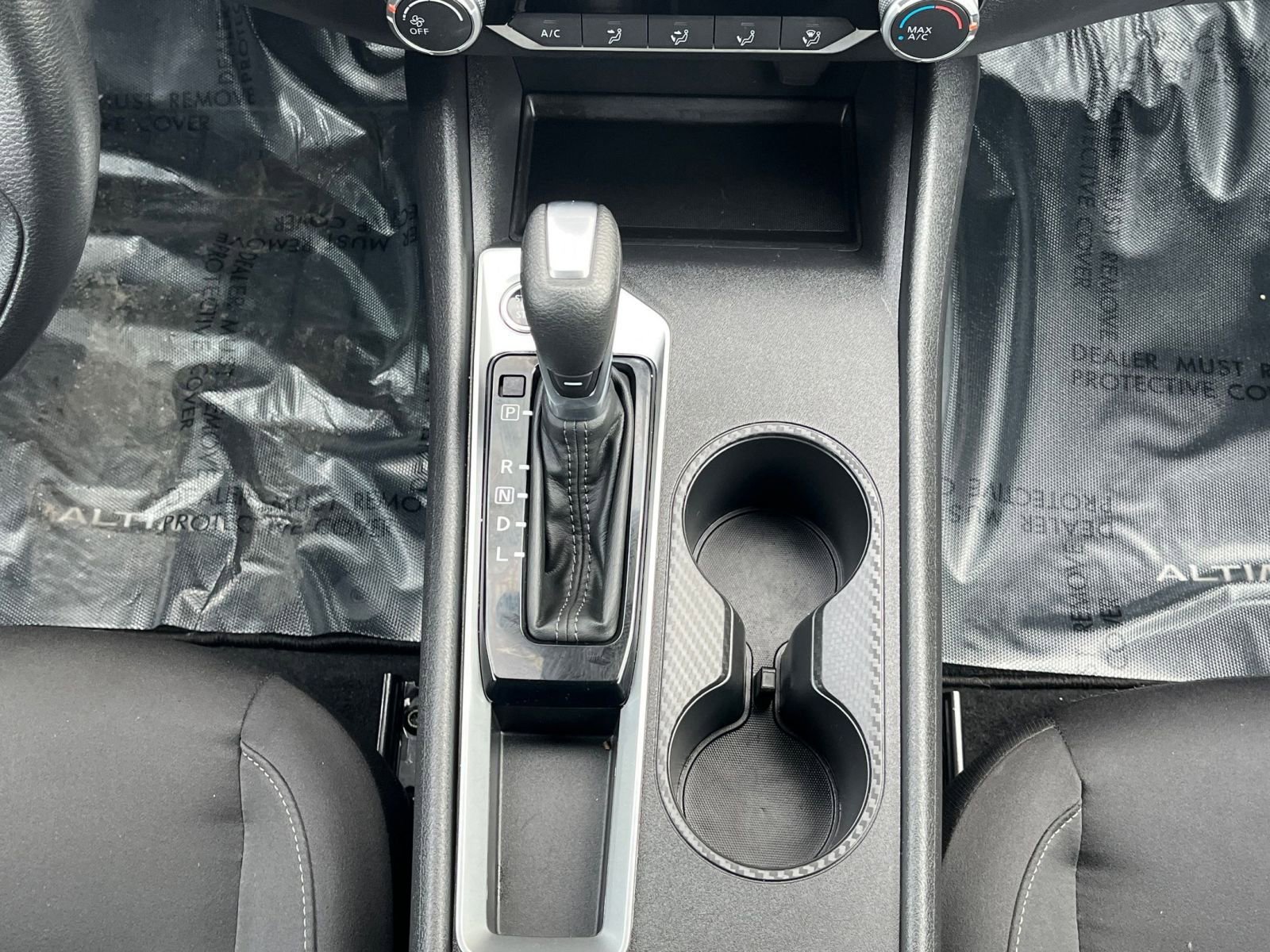 Used 2025 Nissan Altima 2.5 SV image 39