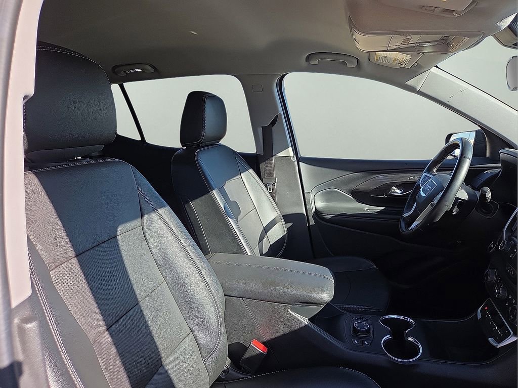 Used 2024 GMC Terrain SLT image 14