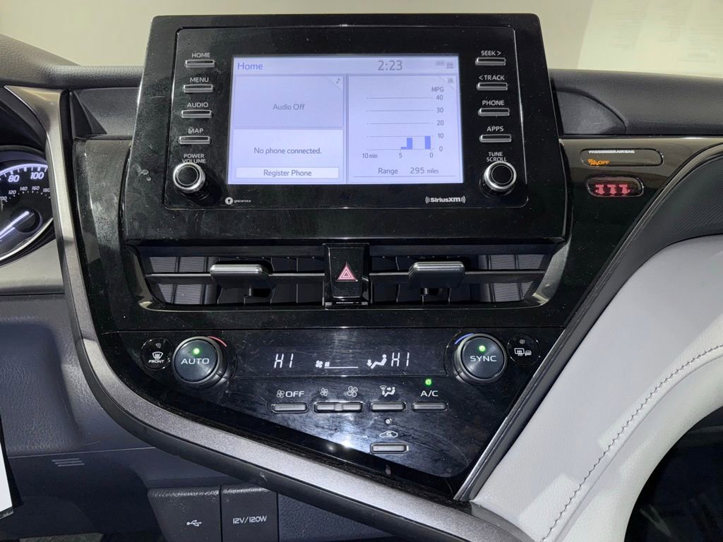 Certified 2024 Toyota Camry SE image 24