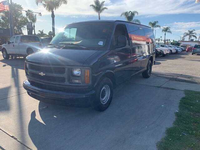 Used 2000 Chevrolet Express 1500 image 4