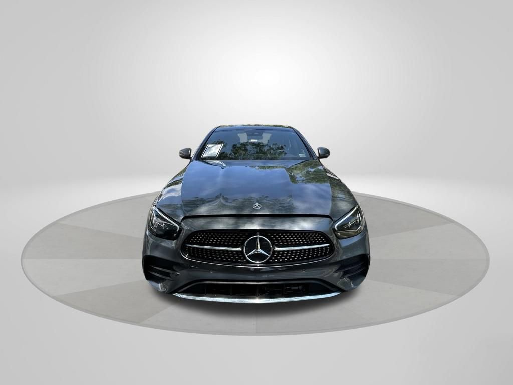 Used 2023 Mercedes-Benz E 350 4MATIC Sedan image 2