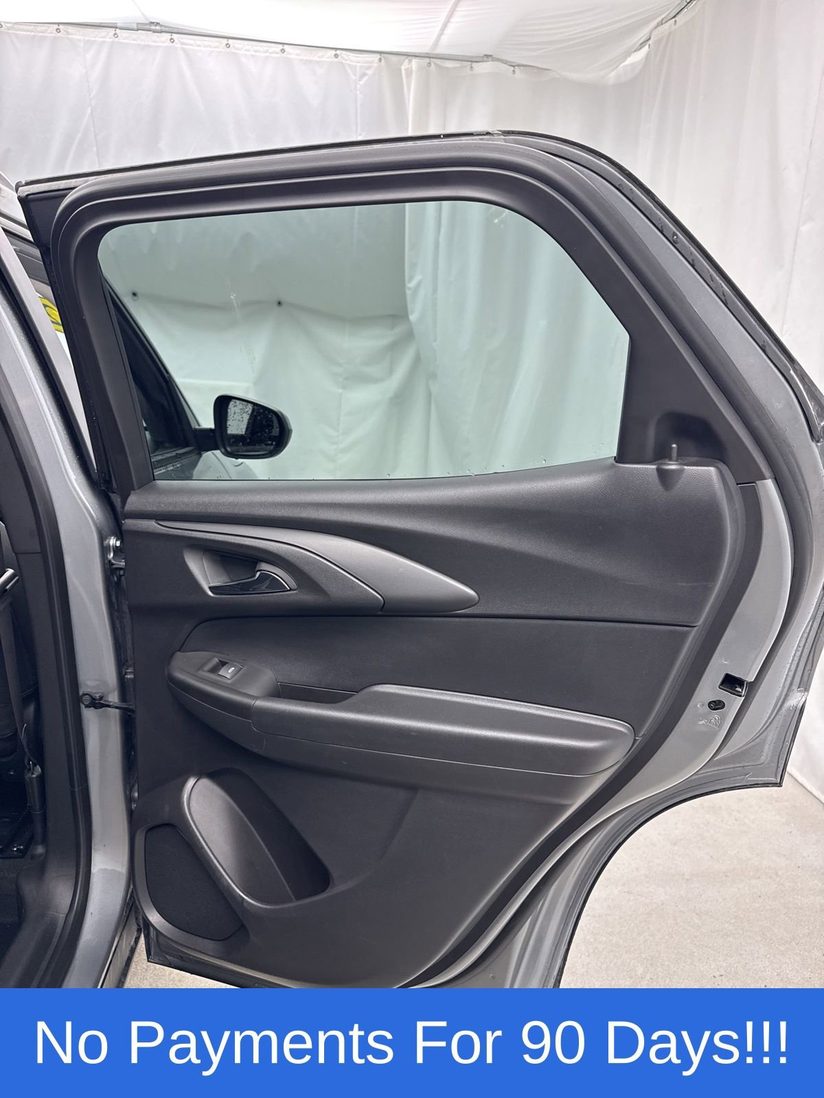 Used 2025 Chevrolet TrailBlazer LT AWD/4WD image 28