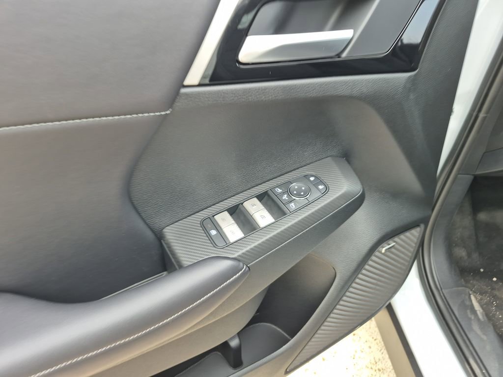 New 2026 Mitsubishi Outlander SE image 82