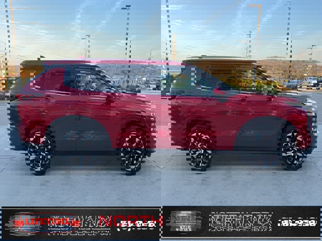 Used 2024 Mitsubishi Outlander SE image 19