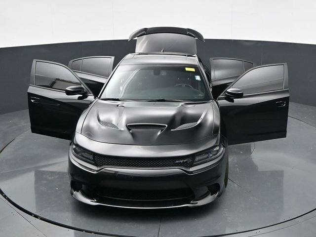 Used 2018 Dodge Charger SRT Hellcat w/ Harman/Kardon Audio Group RWD image 37