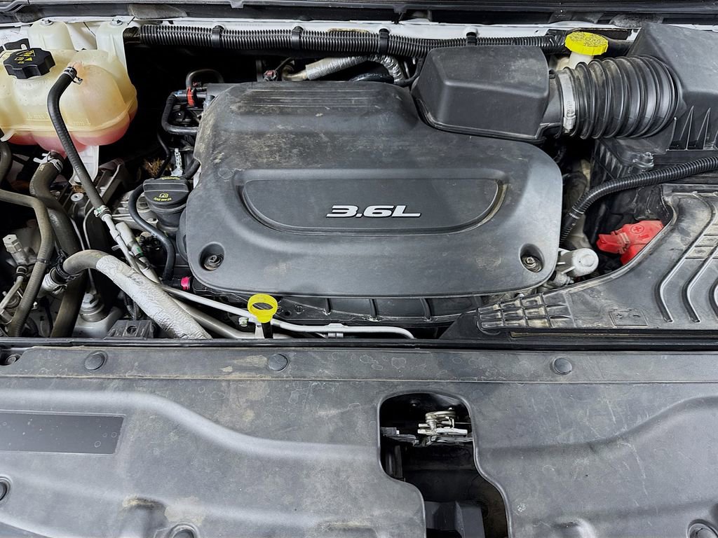 Used 2019 Chrysler Pacifica Touring Plus w/ Advanced Safetytec Group image 39