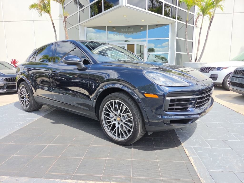 Used 2021 Porsche Cayenne Coupe image 1