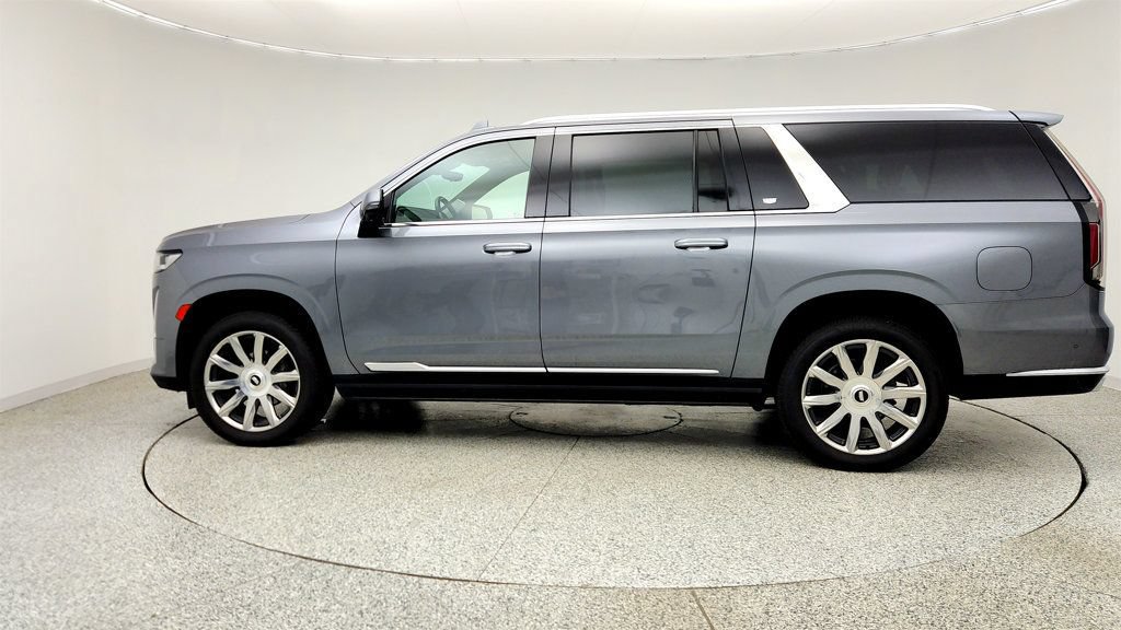 Used 2021 Cadillac Escalade ESV Premium Luxury Platinum w/ Heavy-Duty Trailer Package AWD/4WD image 8