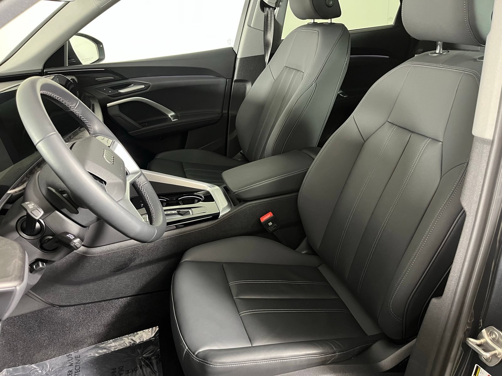 Used 2025 Audi Q5 Premium Plus w/ Premium Plus AWD/4WD image 11