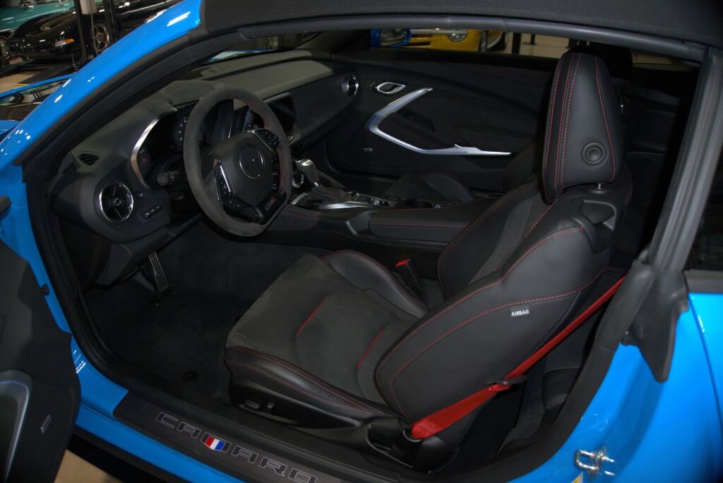 Used 2023 Chevrolet Camaro ZL1 image 35