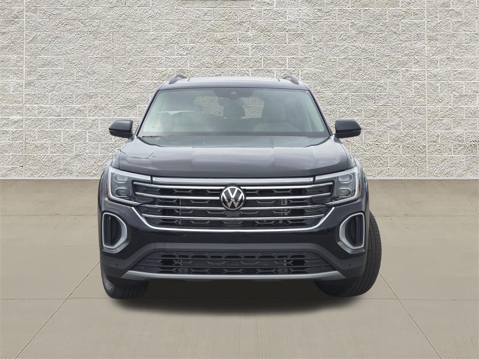 New 2026 Volkswagen Atlas SE AWD/4WD image 2