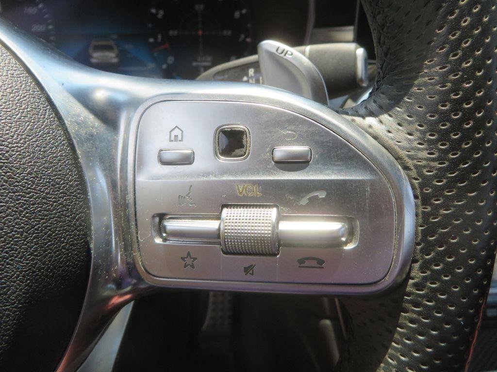 Used 2020 Mercedes-Benz GLC 43 AMG 4MATIC image 18